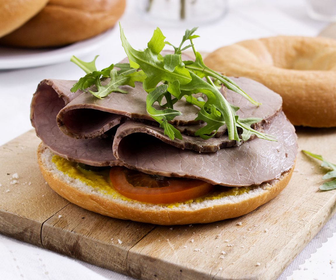 tarbert-fine-topside-of-beef-caramelized-onion-bagel-10